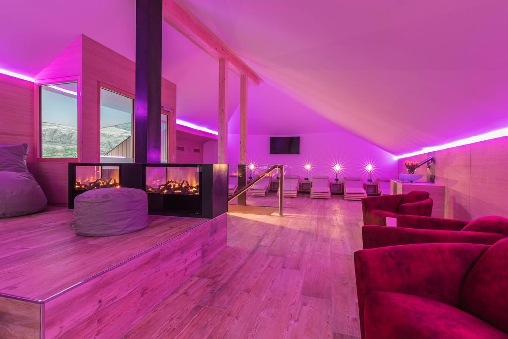 גלורנצה Hotel Gasthof Gruener Baum מראה חיצוני תמונה