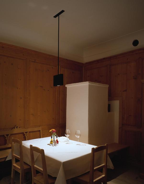 גלורנצה Hotel Gasthof Gruener Baum מראה חיצוני תמונה